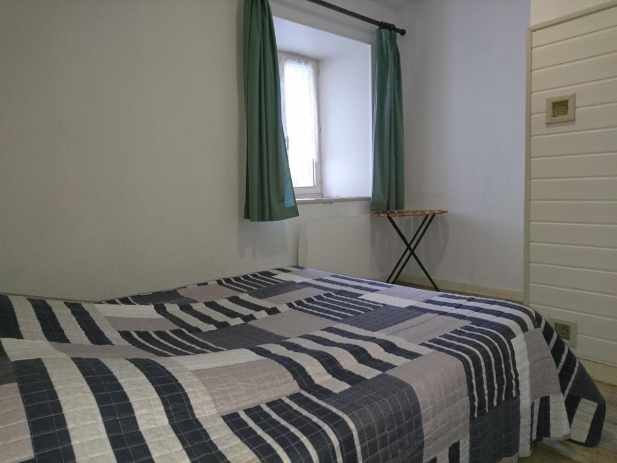 Les Appartements de Véronique Besse-et-Saint-Anastaise Extérieur photo